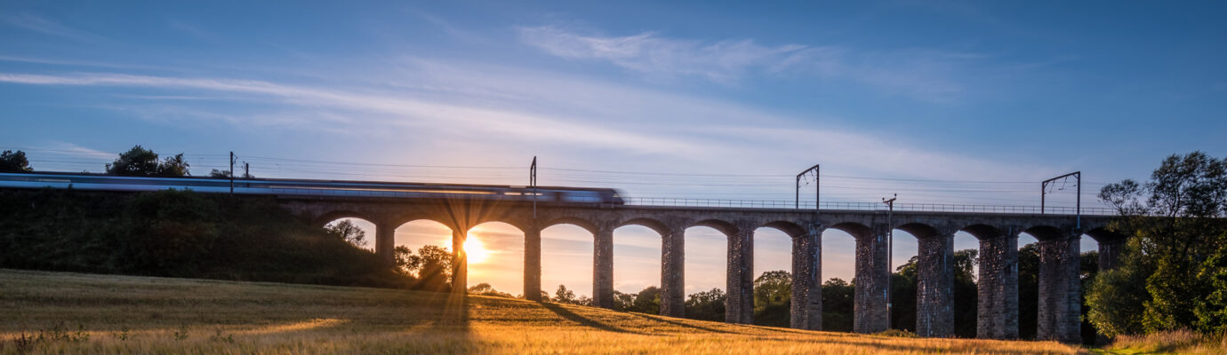 Pont avec train